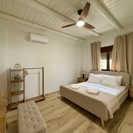 Aristea Seaside Retreat With Private Pool