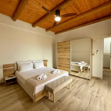 בית נופש Aristea Seaside Retreat With Private Pool קלמאקי